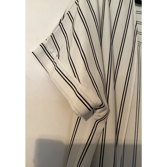 Women Pen Striped Wide Sleeve Open Front Cardigan Slit on both sides Outerwear - Picture 3 of 5